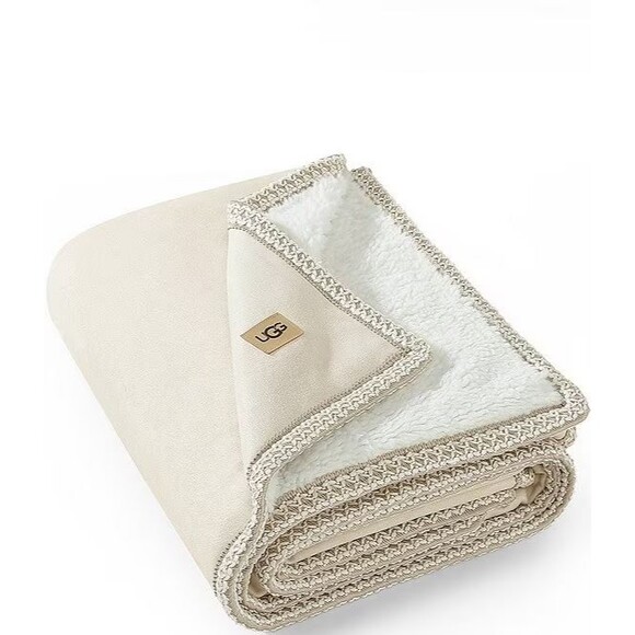 UGG Kirkland Tasman Fur Shearling Lined 50" x 70"‎ Throw Blanket Tan NEW! - Picture 1 of 5